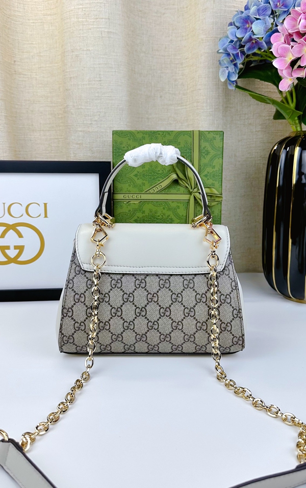 激安グッチバッグコピー内部構造